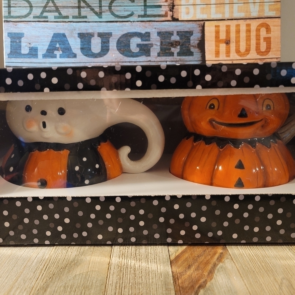 Johanna Parker Pumpkin Peep Mug Set